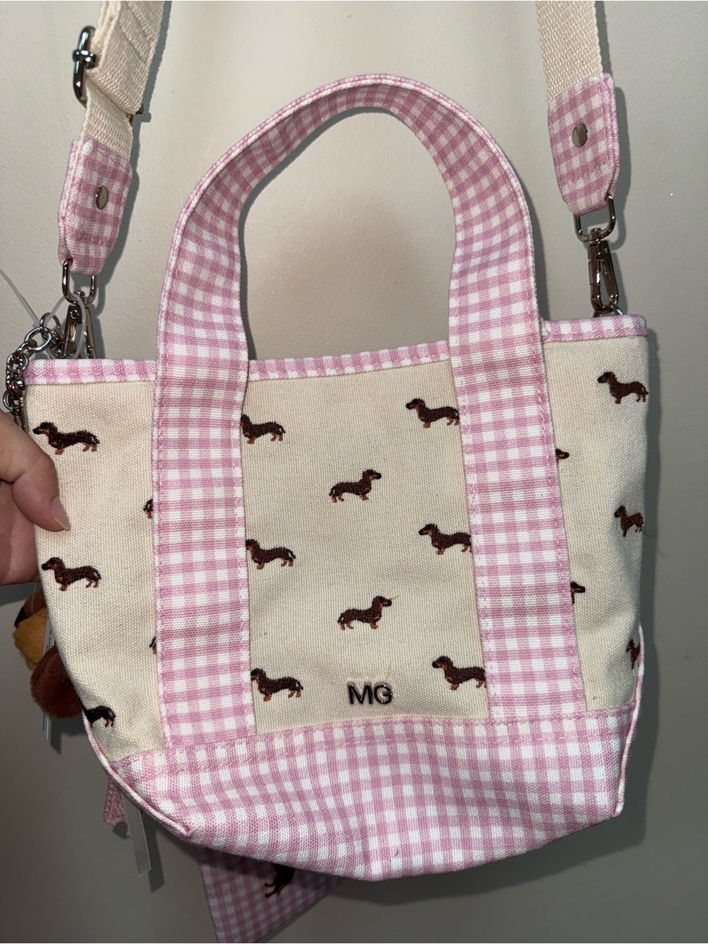Madden Girl Pink Gingham Tote with Dachshund Embroidery and Charm - Picture 4 of 5